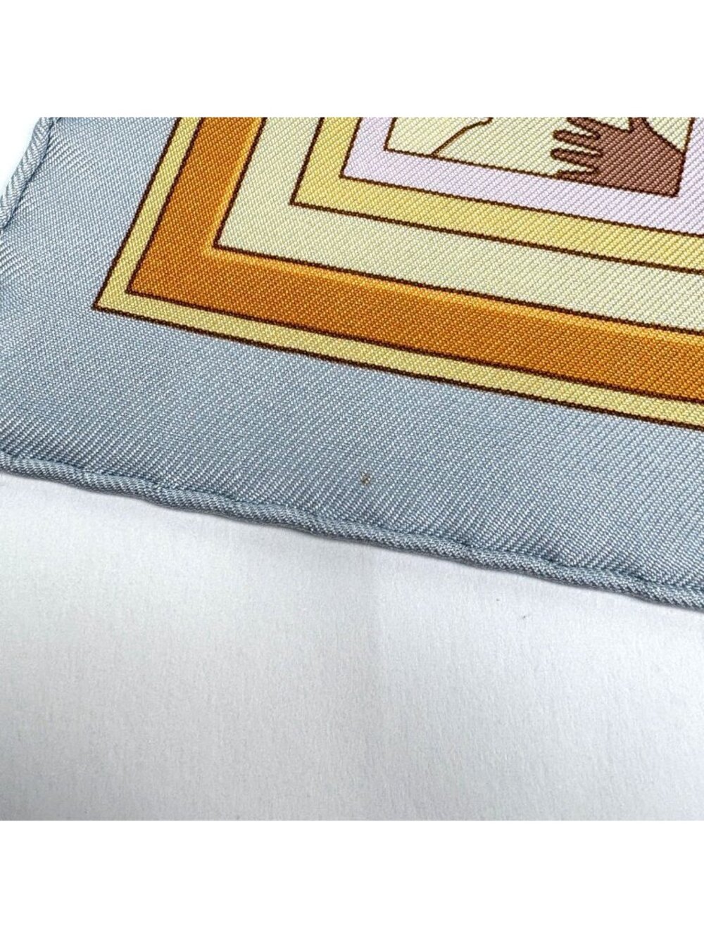 Hermes Carre 90 Donner la Reach Out Scarf Silk Light Blue Multicolor - Picture 3 of 4